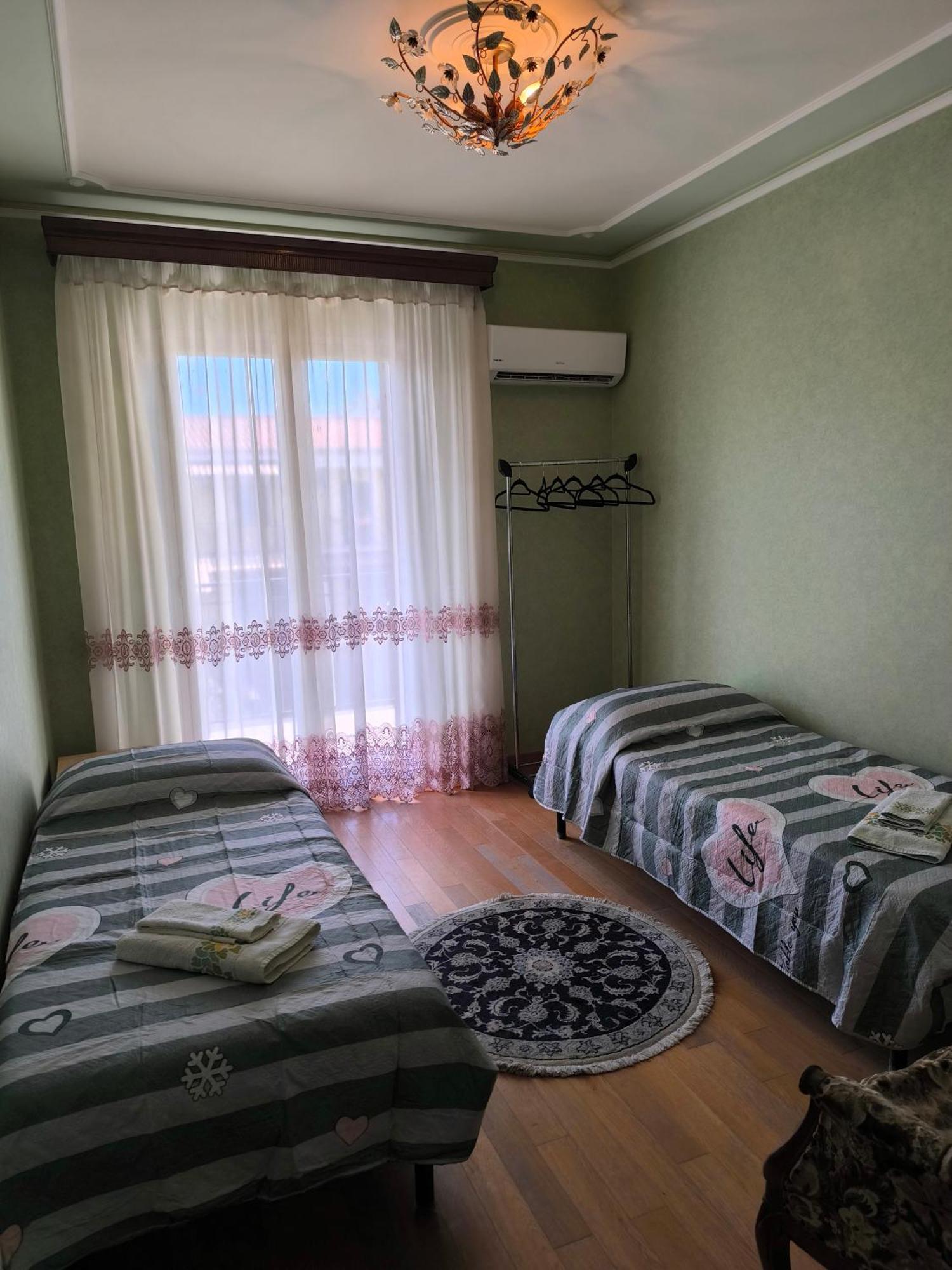 Bed & Breakfast Kalinka Bed & Breakfast Motta Sant' Anastasia Exterior photo